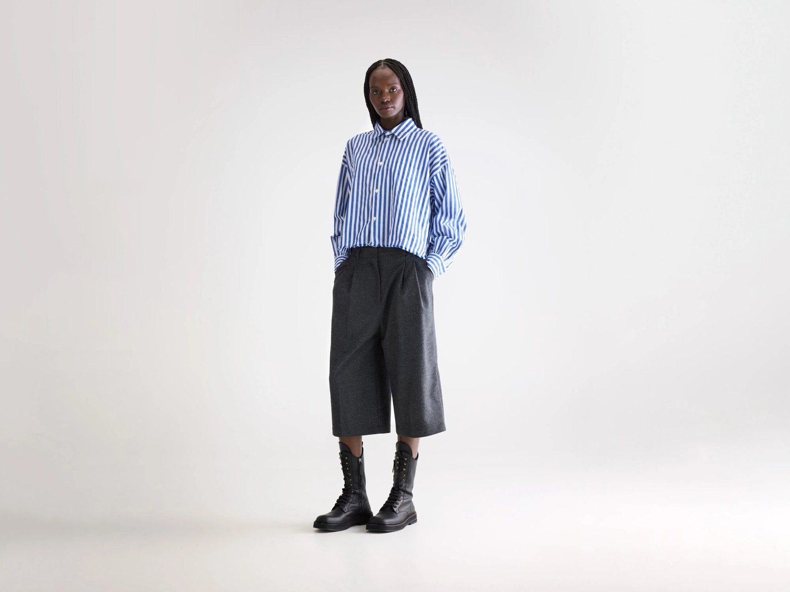 import placeholder for women shorts dom anthracite 30801378